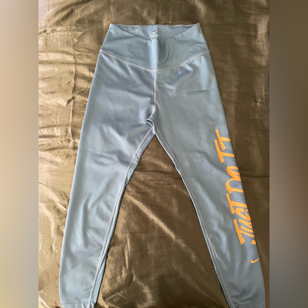 Nike leggings